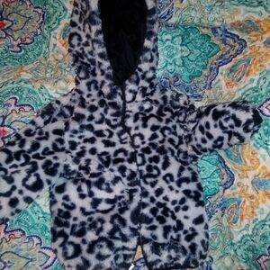 Reversible puffer jacket